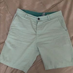 Men’s casual shorts